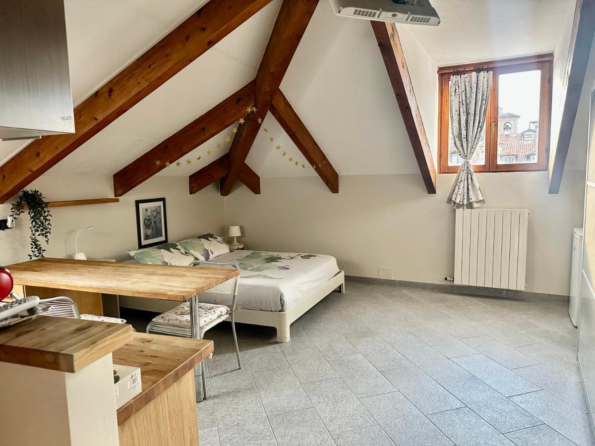 Loft Centro Storico Tommaso Daire Torino Dış mekan fotoğraf